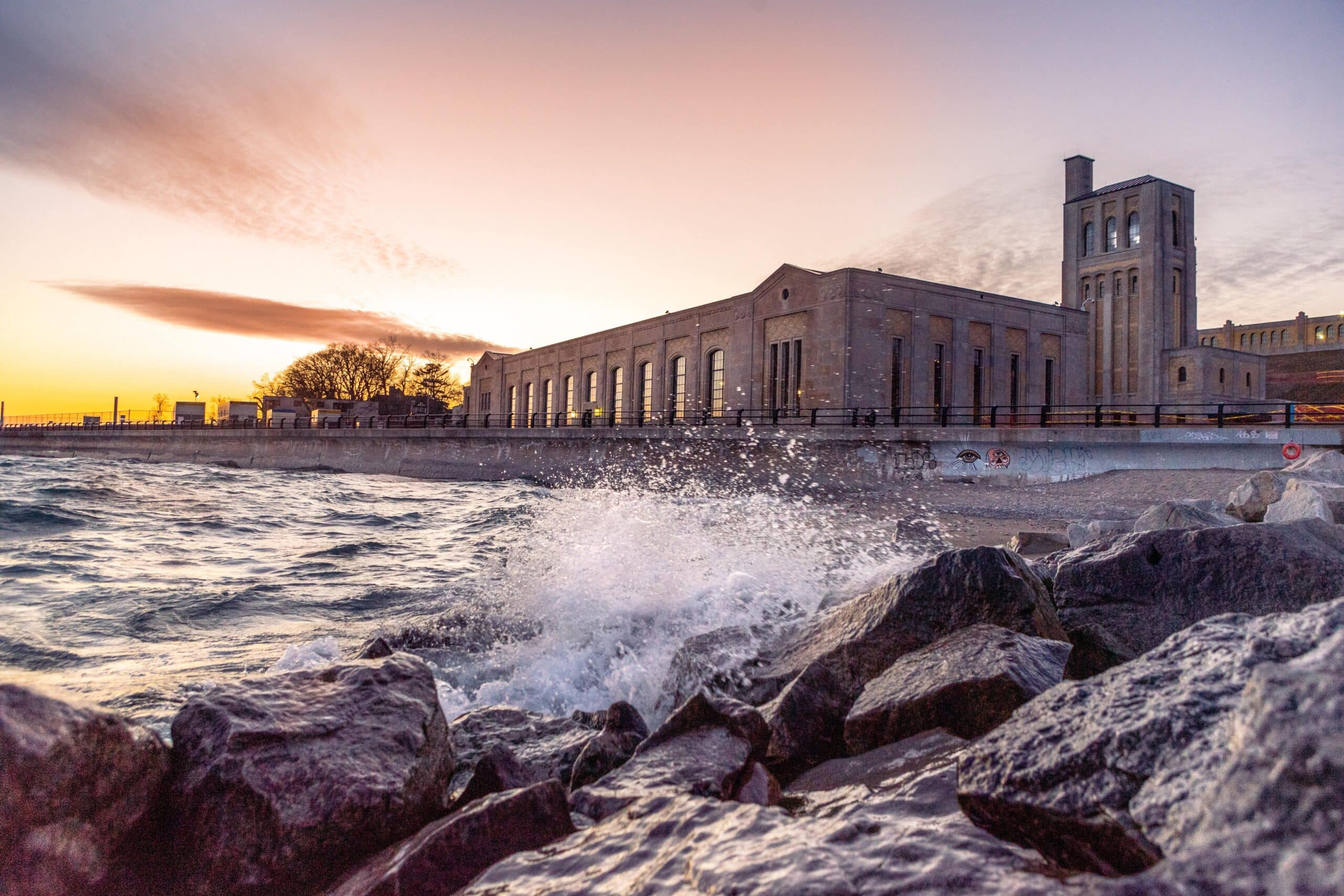 Best Spots to Smoke Up in Toronto